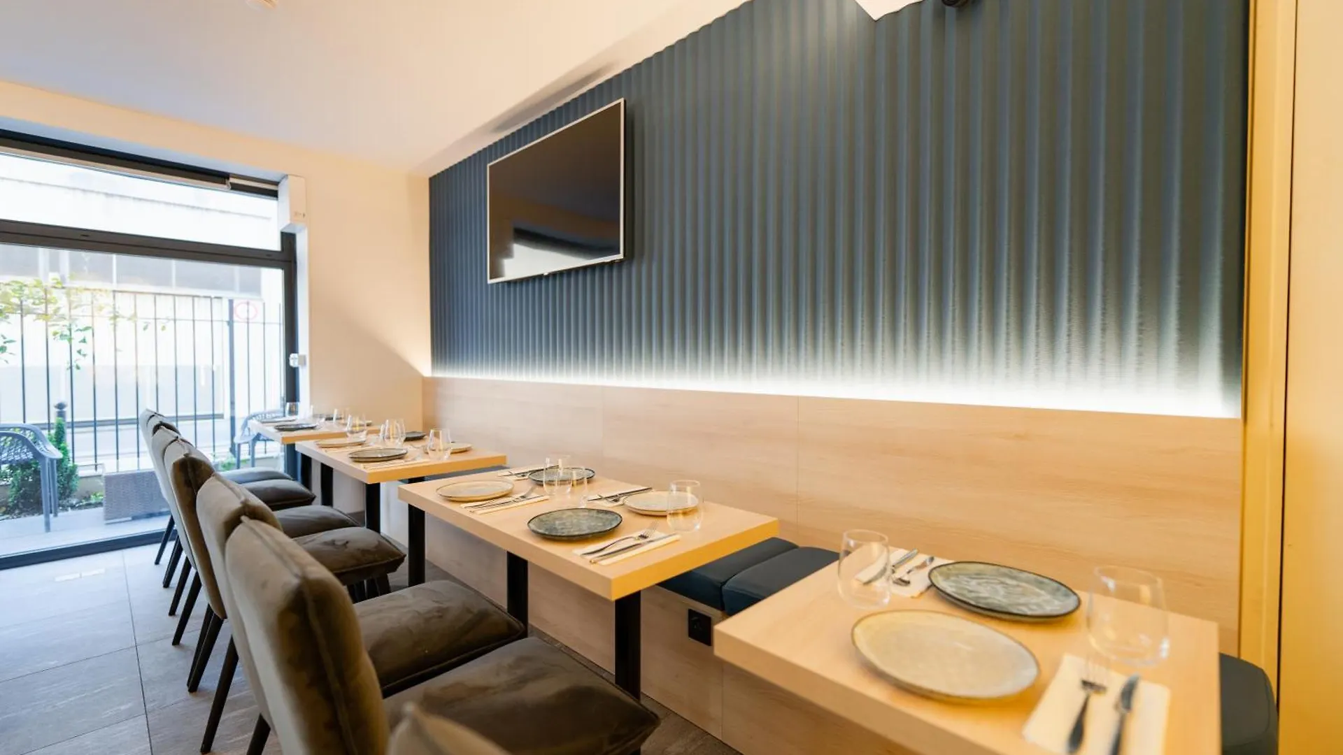 Green Park Hotel Paris 3*,  France